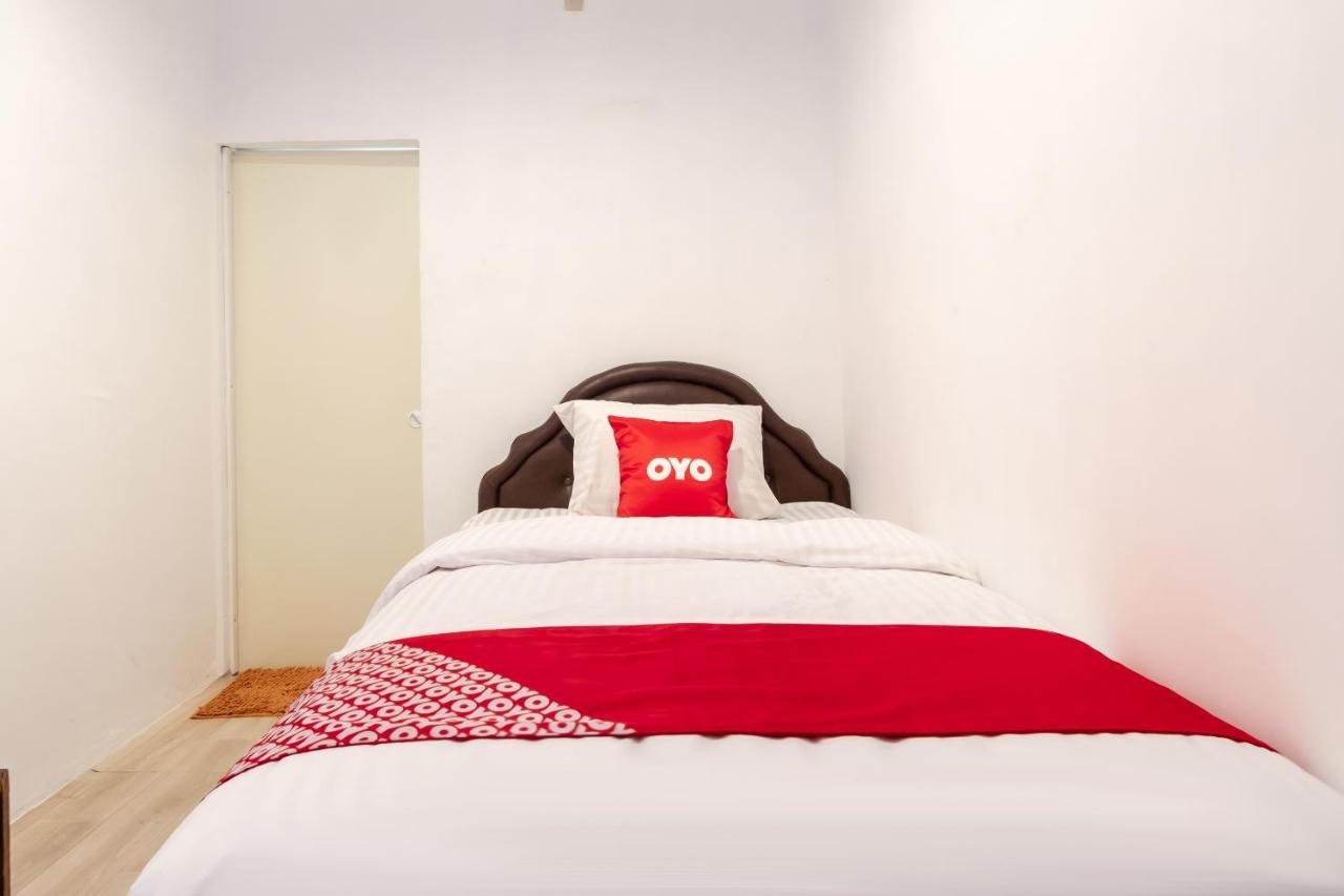 Oyo 1507 Doriyu Homestay Medan Exterior photo