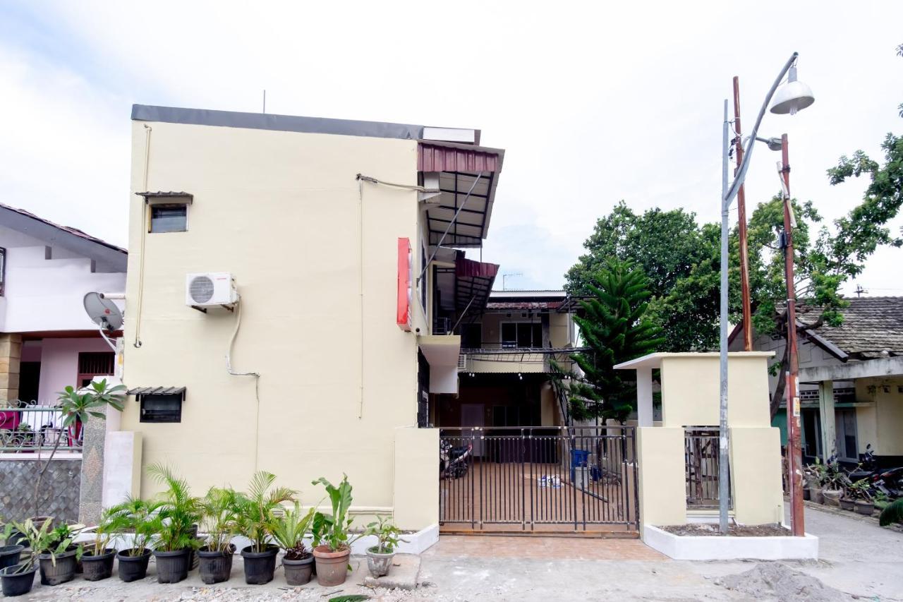 Oyo 1507 Doriyu Homestay Medan Exterior photo